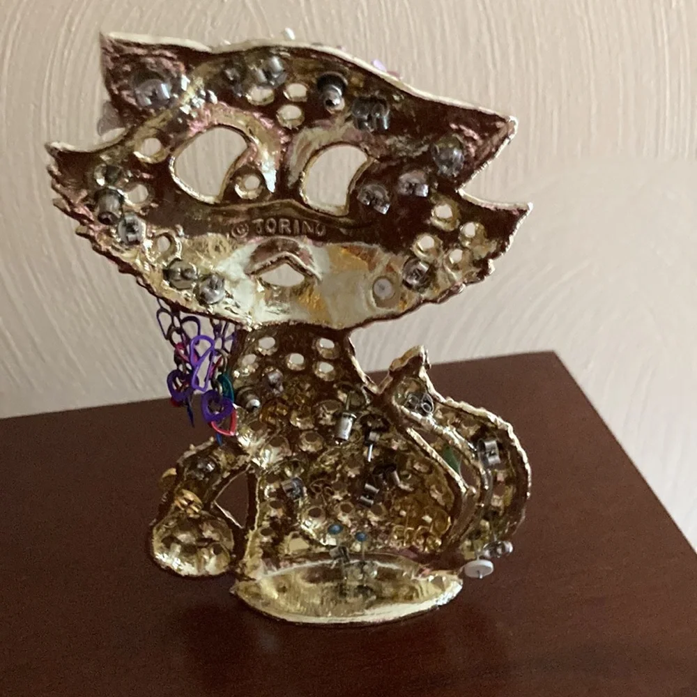 Earring holder with 17 pair of little girls earrings about 5 1/2 inches tall - Picture 2 of 2